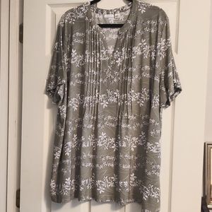 Size 3x Croft and Barrow shirt in sage green